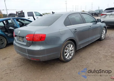 2013 Volkswagen Jetta Se z USA, uszkodzony, nr VIN 3VWDP7AJ8DM210875